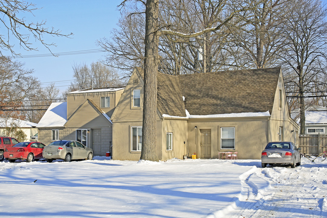 3175 Culbertson Ave in Rochester Hills, MI - Foto de edificio