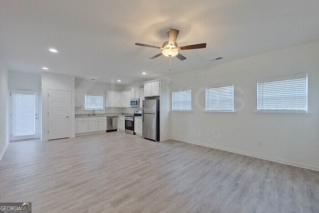 130 English Oak Ln in Warner Robins, GA - Building Photo - Building Photo