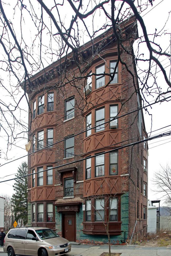 167 Woodworth Ave in Yonkers, NY - Building Photo - Building Photo