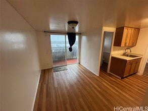 2319 Ahaiki St in Pearl City, HI - Building Photo - Building Photo