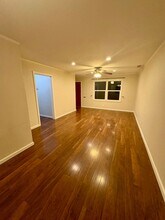 733 McClatchy Way in Sacramento, CA - Building Photo - Building Photo