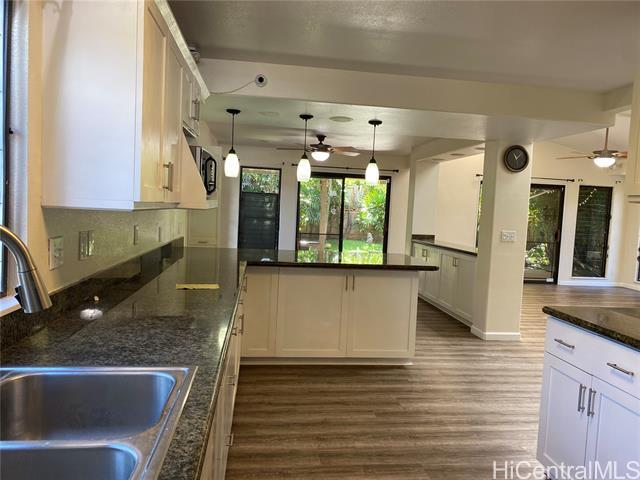 property at 95-185-185 Lelewalo St