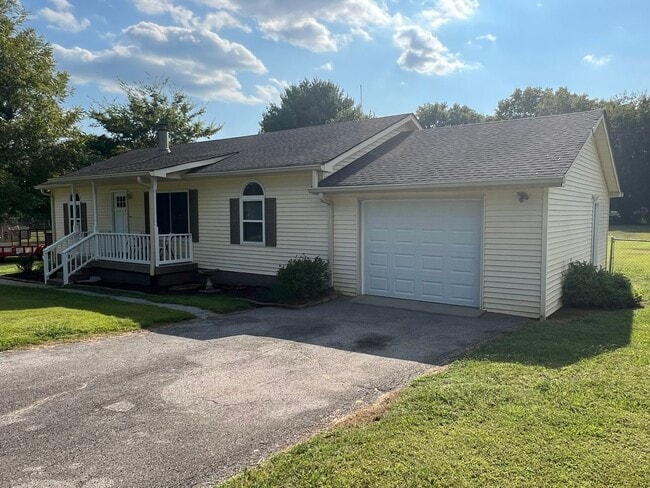 property at 103 Rosswood Dr