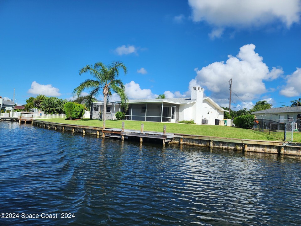 1725 Reef Ct in Merritt Island, FL - Building Photo