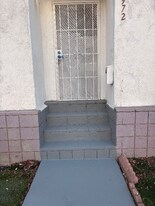 4972 Baltimore Dr in La Mesa, CA - Building Photo