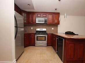 319 Winthrop St in Brooklyn, NY - Building Photo - Building Photo