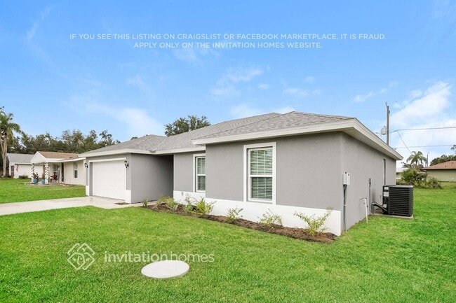 402 Kostner St in Port Charlotte, FL - Building Photo - Building Photo
