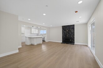 7898 Fiesta Ln in Cupertino, CA - Building Photo - Building Photo