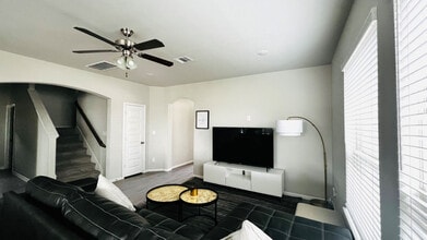 24319 Wild Bramble Ln in Katy, TX - Building Photo - Building Photo