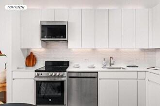 733 Myrtle Ave in Brooklyn, NY - Building Photo - Building Photo