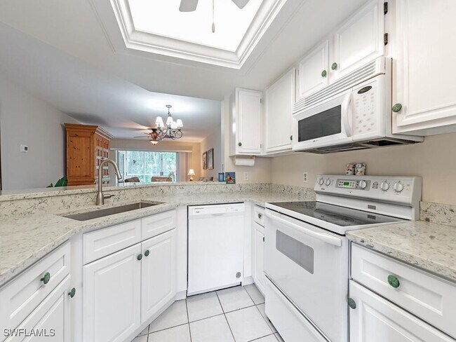 property at 773 Wiggins Lake Dr