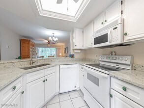 773 Wiggins Lake Dr in Naples, FL - Building Photo - Building Photo
