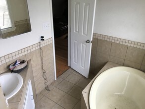 615 Martin Luther King Dr in San Marcos, TX - Building Photo - Building Photo