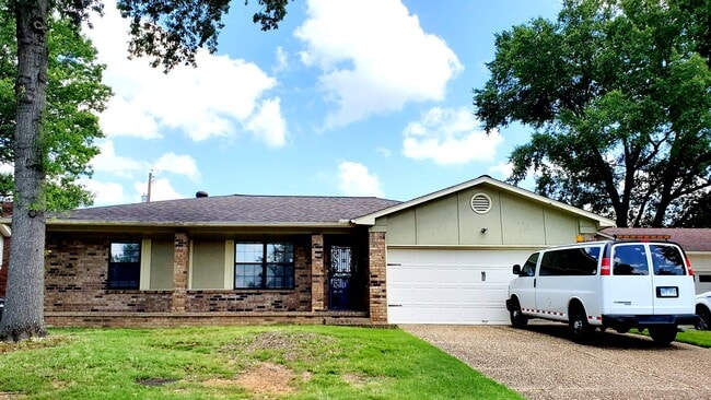 property at 89 Spring Grove Dr