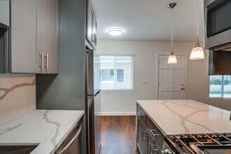 920 Enterprise Ave in Inglewood, CA - Building Photo - Building Photo