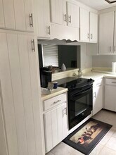 2333 Ryan Pl in Tallahassee, FL - Foto de edificio - Building Photo