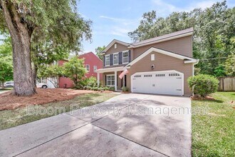 8423 Taylor Plantation Rd in North Charleston, SC - Building Photo - Building Photo