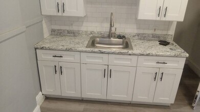 441 Eddy Rd in Cleveland, OH - Building Photo - Building Photo