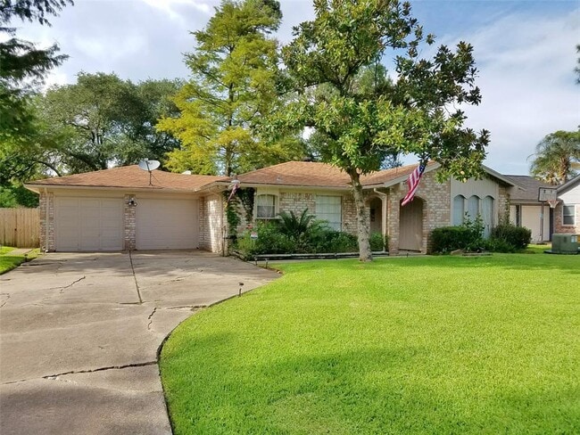 property at 3800 Kingsway Dr
