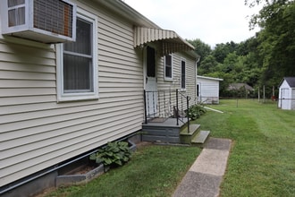 275 Viking Dr in Battle Creek, MI - Building Photo - Building Photo