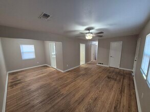 5403 Avenue B in Lubbock, TX - Building Photo - Building Photo