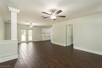 3831 31st Ave SW in Naples, FL - Building Photo - Building Photo