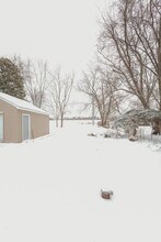 1313 Summerset Dr in Mount Pleasant, WI - Building Photo - Building Photo