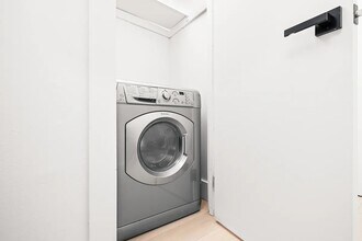 81 St Marks Pl in New York, NY - Foto de edificio - Building Photo