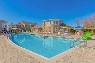 Eagles Landing Luxury Apartment Homes in Panama City, FL - Building Photo