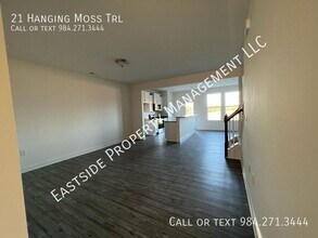 21 Hanging Moss Trl in Clayton, NC - Building Photo - Building Photo