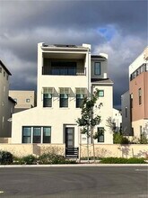 9337 Astor in Irvine, CA - Building Photo - Building Photo