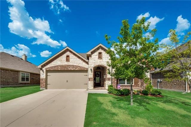 225 Churchill Dr in Fate, TX - Building Photo