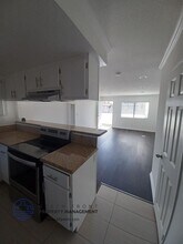 314 Hermosa Ave. in Long Beach, CA - Foto de edificio - Building Photo