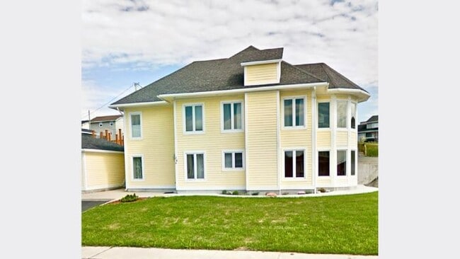 property at 28 Pinware Crescent