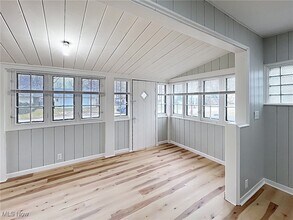 38599 Plains Ct in Willoughby, OH - Building Photo - Building Photo