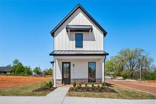 2308 S 31st Pl in Rogers, AR - Building Photo