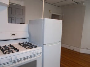 2900 Enoch Ave in Zion, IL - Building Photo - Building Photo