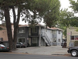 552 S 11th St in San Jose, CA - Building Photo