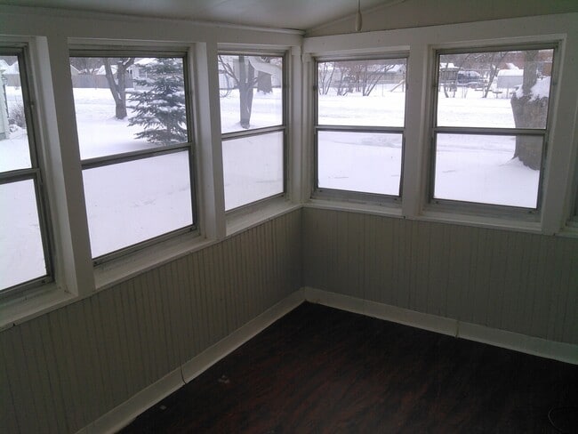 1223 W 2nd St in Boone, IA - Building Photo - Building Photo