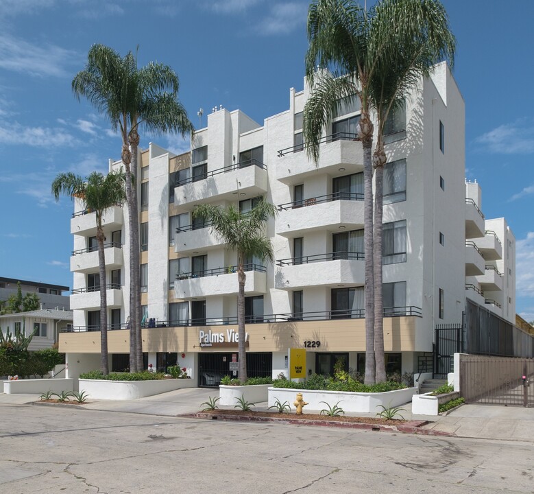 Palms View Apartments in Los Angeles, CA - Building Photo