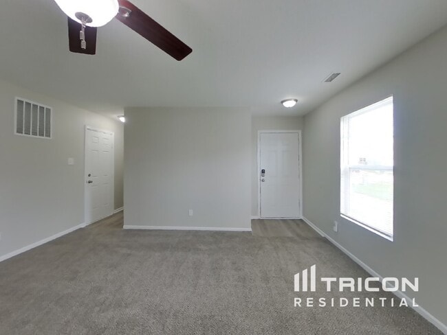 2869 Ludwig Dr in Indianapolis, IN - Building Photo - Building Photo
