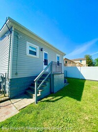 7603 Carson Ave photo'