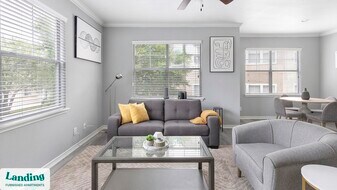 533 Fossil Creek Blvd in Haltom City, TX - Building Photo