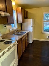 1148 Sidney Ave, Unit A in Port Orchard, WA - Building Photo - Building Photo
