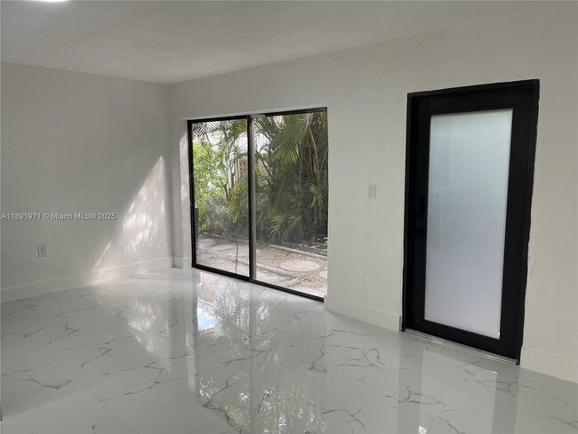 20426 SW 85th Ave in Cutler Bay, FL - Building Photo - Building Photo