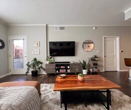 1975 N Grant St in Denver, CO - Foto de edificio - Building Photo