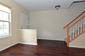 2196 Kent Ct in Mahwah, NJ - Building Photo - Building Photo