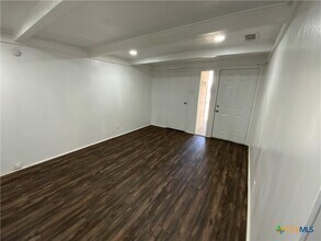 911 N Penelope St in Belton, TX - Building Photo - Building Photo