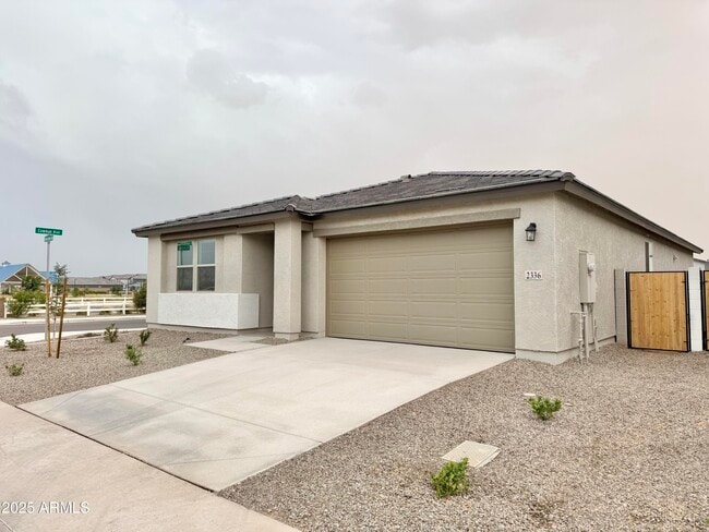 2336 Homesteaders Rd in Queen Creek, AZ - Building Photo - Building Photo