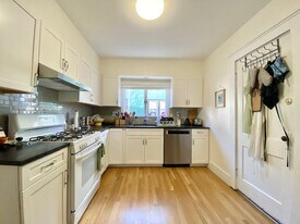 19 Haskell St, Unit 1 in Boston, MA - Building Photo
